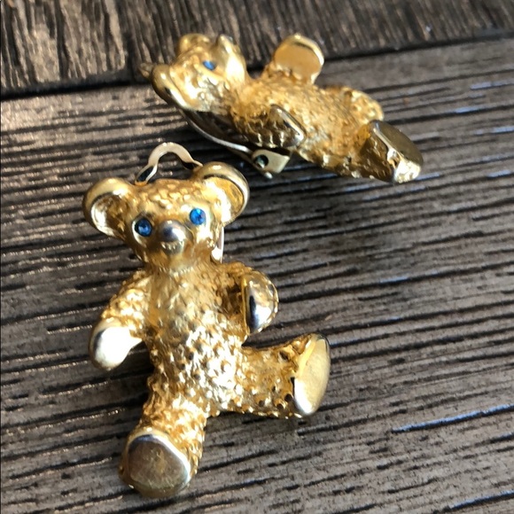 Erwin Pearl Matte Goldtone Teddy Bear Clip Earring - Picture 16 of 16
